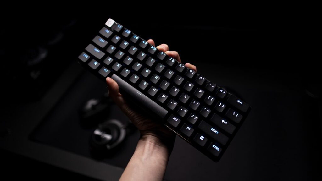 Logitech G stellt neue Gaming-Tastatur PRO X 60 vor